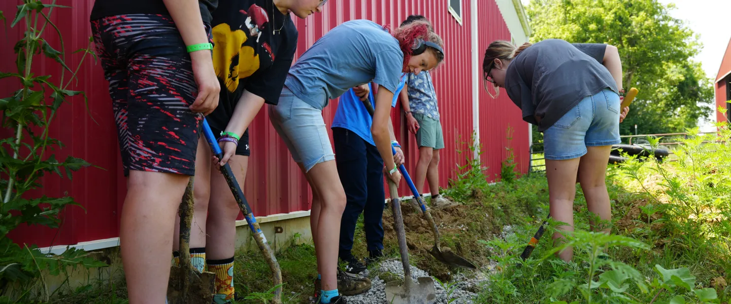 A group of teens in Crew Service camp