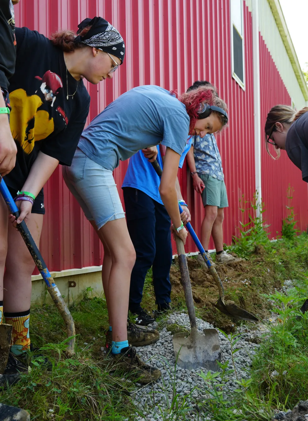 A group of teens in Crew Service camp